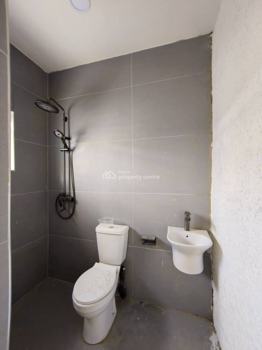 Well Renovated Spacious Self Compound 3 Bedroom Apartment, Victoria Island (vi), Lagos, House for Rent