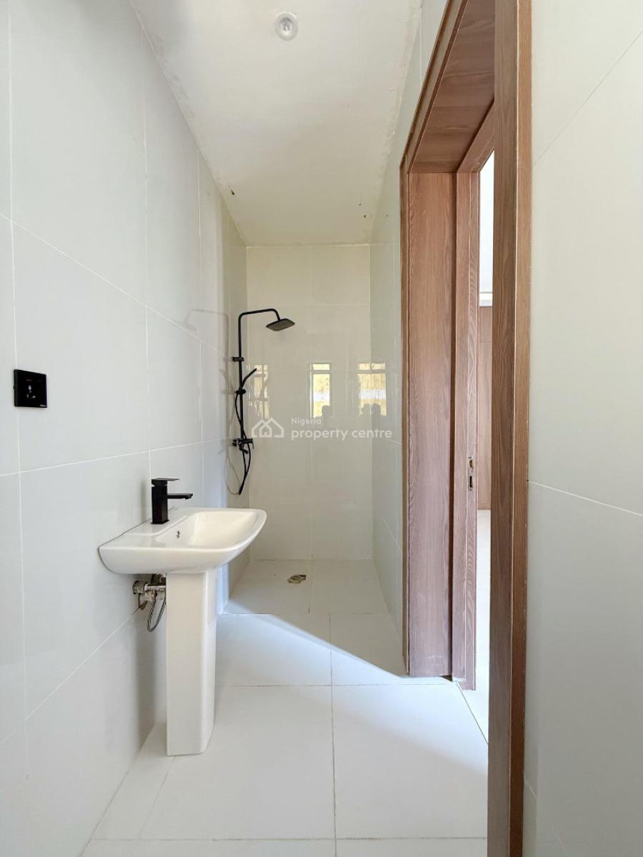 Exceptional  Luxury 2 Bedroom Apartment, Lekki Phase 1, Lekki, Lagos, Flat / Apartment for Sale