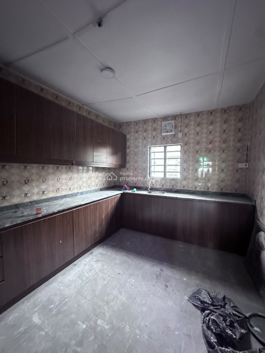 2 Bedroom Flat All Room En-suite, Brown Street, Surulere, Lagos, Flat / Apartment for Rent