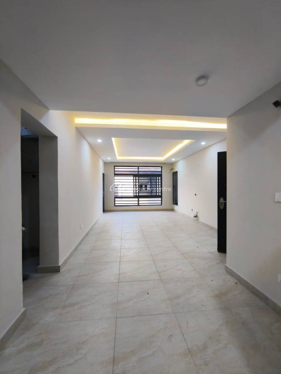 Luxury Well Built with Good Finishing Serviced 3 Bedroom Apartment, Lekki Phase 1, Lekki, Lagos, Flat / Apartment for Sale