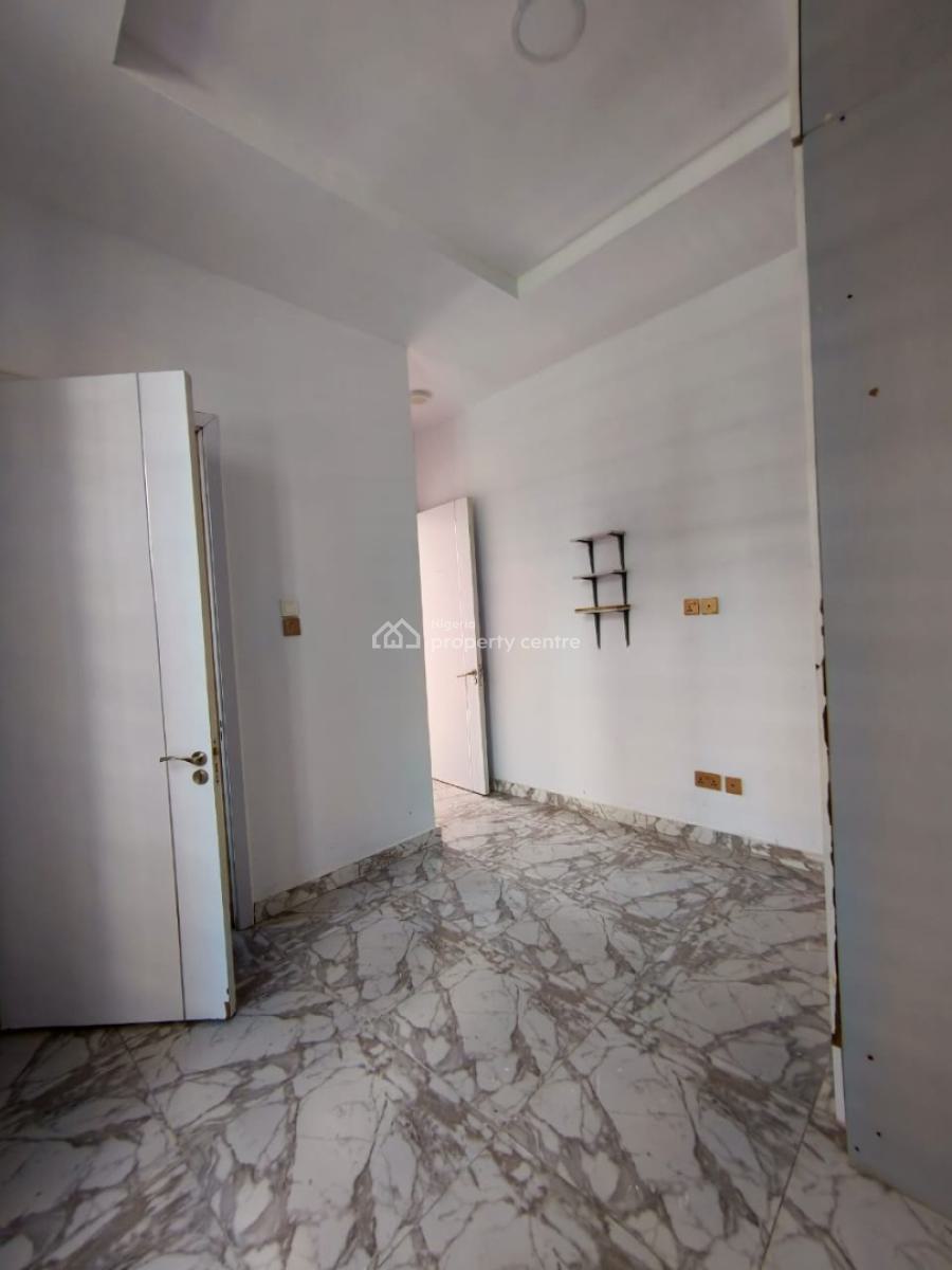 Well Renovated 4 Bedroom Fully Detached, Chevron, Lekki, Lagos, Detached Duplex for Rent