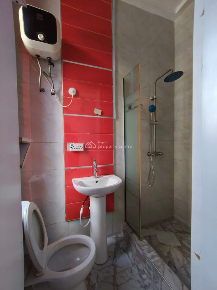 Well Renovated 4 Bedroom Fully Detached, Chevron, Lekki, Lagos, Detached Duplex for Rent