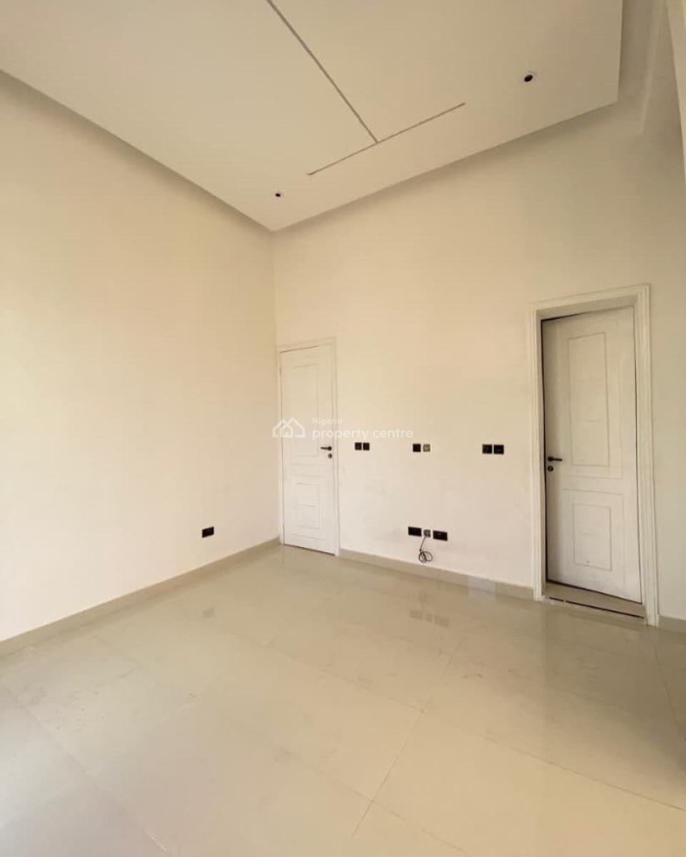 Serviced 3 Bedroom Apartment with Pool and Gym, Very Spacious Apartment with High Ceilings in a Quiet Neighborhood, Lekki Phase 1, Lekki, Lagos, Flat / Apartment for Sale