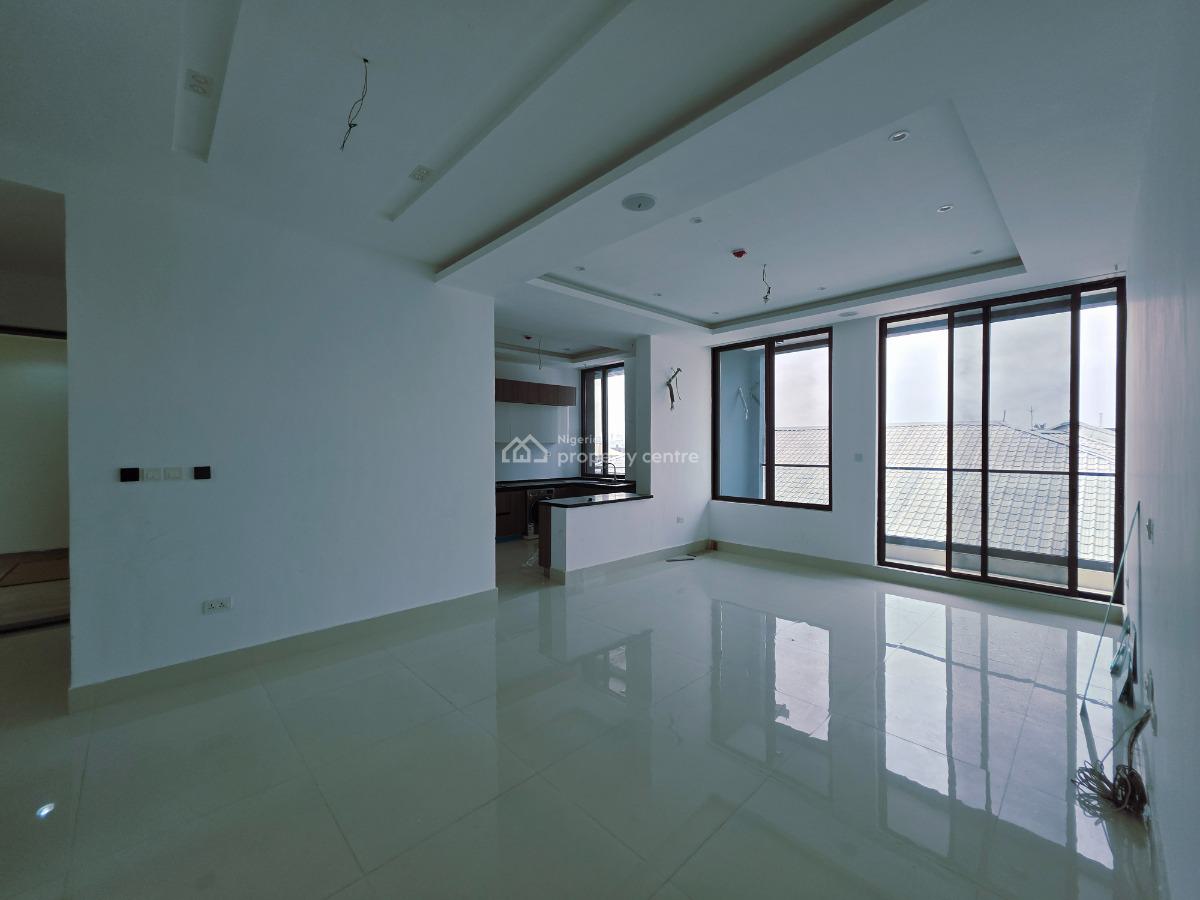 Luxury 3 Bedrooms Flat with Bq, Off Admiralty Road, Lekki Phase 1, Lekki, Lagos, Flat / Apartment for Rent