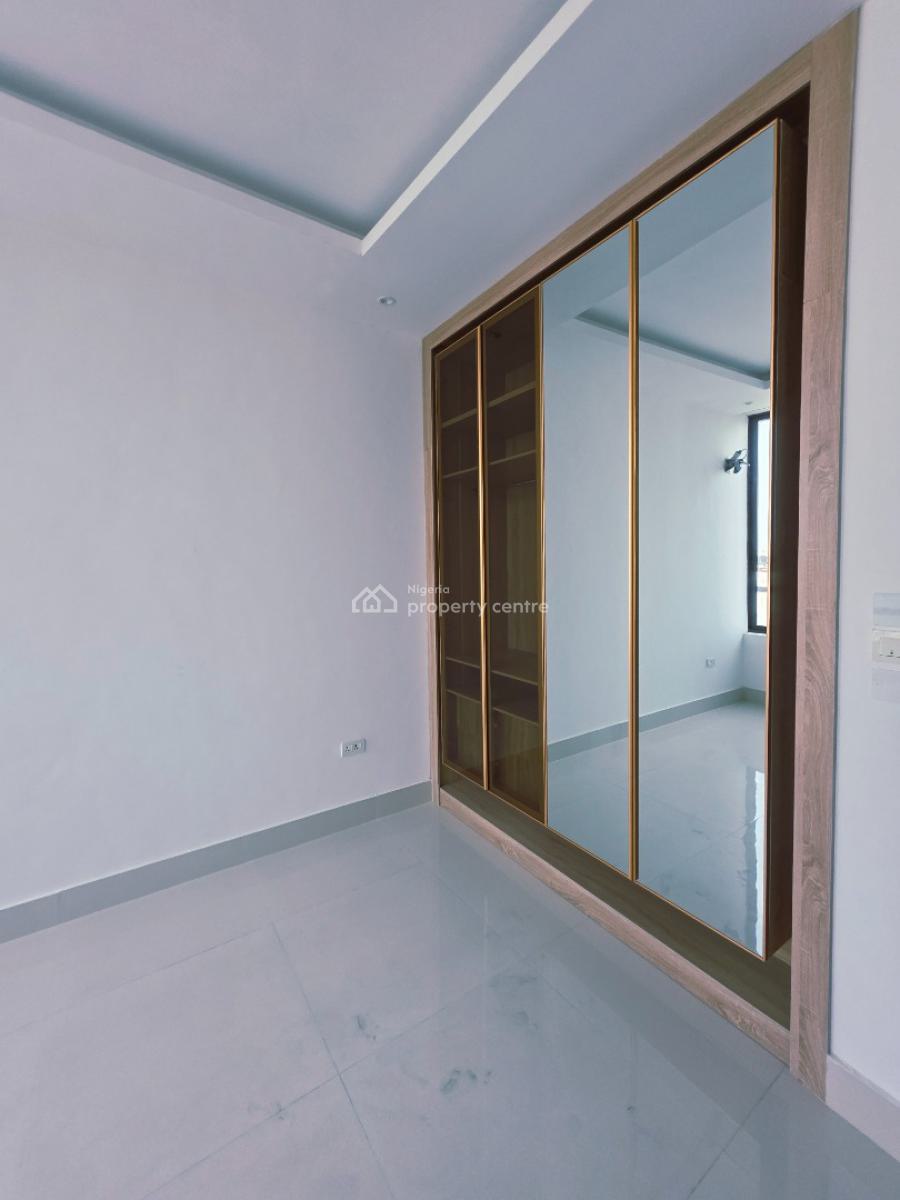 Luxury 3 Bedrooms Flat with Bq, Off Admiralty Road, Lekki Phase 1, Lekki, Lagos, Flat / Apartment for Rent