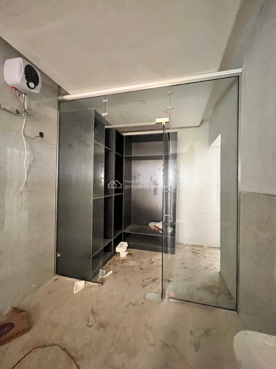 Fully Serviced 2 Bedroom Maisonette Apartment with Pool, Elevator & Gym, Off Admiralty, Lekki Phase 1, Lekki, Lagos, Flat / Apartment for Sale