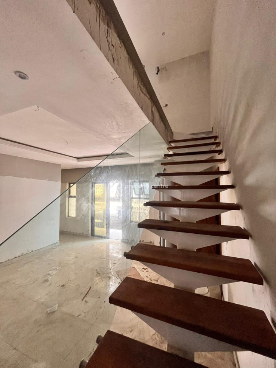 Fully Serviced 2 Bedroom Maisonette Apartment with Pool, Elevator & Gym, Off Admiralty, Lekki Phase 1, Lekki, Lagos, Flat / Apartment for Sale