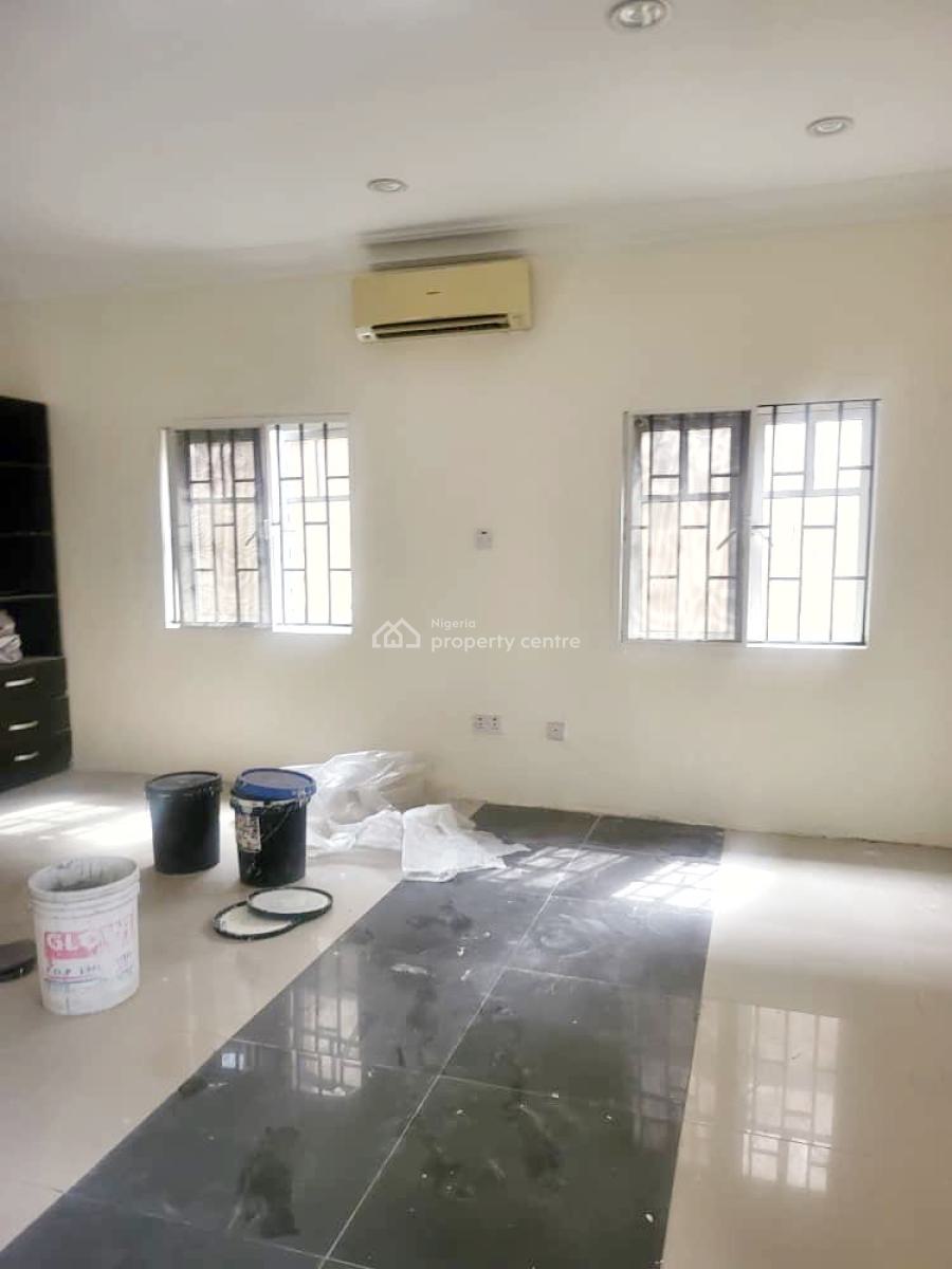 a Well Maintained Spacious 2 Bedroom Flat, Omole Phase 2, Ikeja, Lagos, Flat / Apartment for Rent