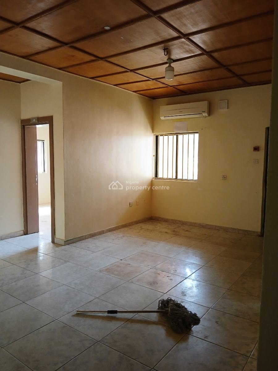 5 Bedroom Detached Duplex with 2 Bedroom Bq, Tennese Crescent, Maitama District, Abuja, Detached Duplex for Rent