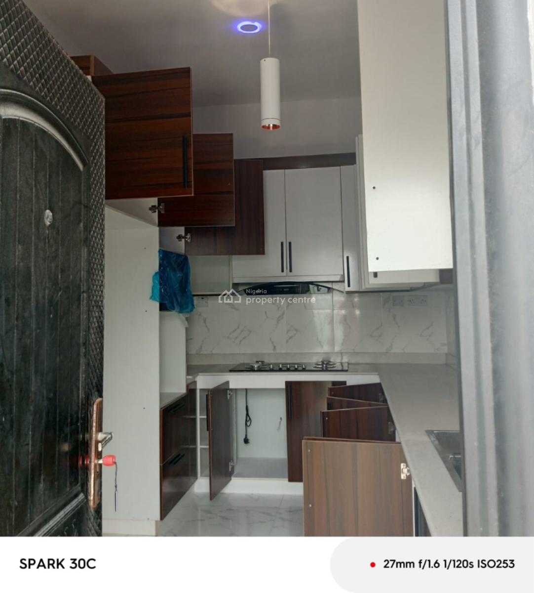 Furnished 2 Bedroom Apartment, Lekki Phase 1, Lekki, Lagos, Flat / Apartment for Sale