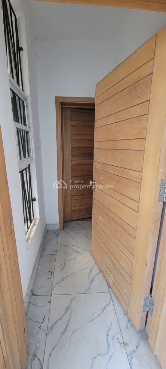 Luxury Finished 3 Bedroom Flat, Off Redeem Junction, Ogombo, Ajah, Lagos, Flat / Apartment for Rent