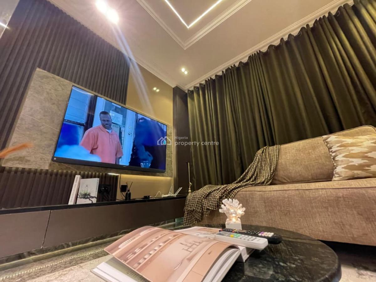 Lovely One Bedroom Apartment with Bathtub, Phase 1, Lekki, Lagos, Mini Flat (room and Parlour) Short Let