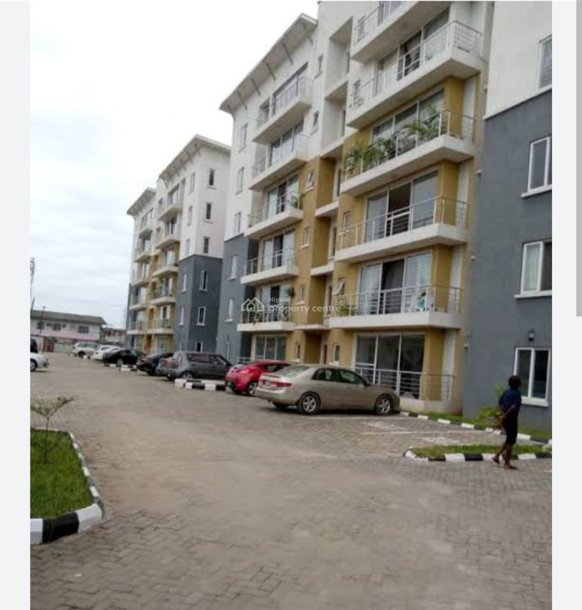 3 Bedroom Apartment, Surulere, Lagos, Flat / Apartment for Sale