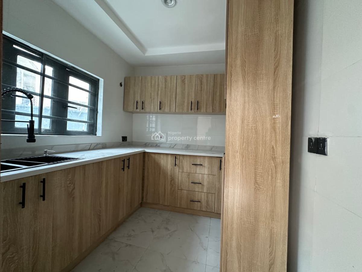 Exclusive Newly Built 3-bedroom Apartment, Lekki Phase 1, Lekki, Lagos, Flat / Apartment for Rent