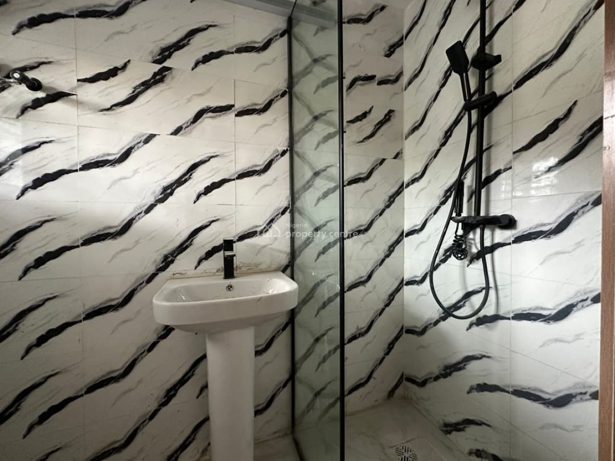 Exclusive Newly Built 3-bedroom Apartment, Lekki Phase 1, Lekki, Lagos, Flat / Apartment for Rent