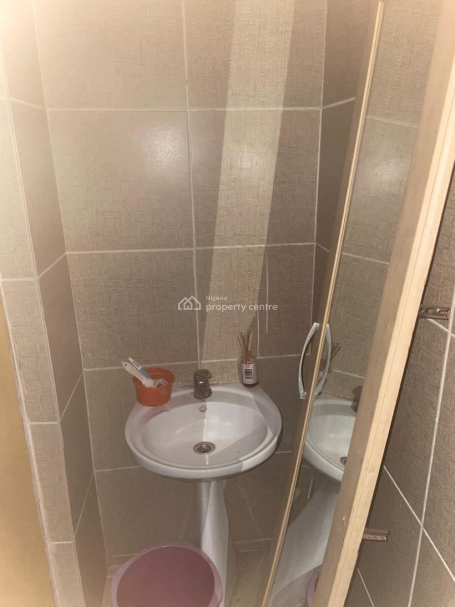 Studio Apartment( Self Contain) with Corridor, Carlton Gate Estate Chevron, Lekki, Lagos, Self Contain (single Rooms) for Rent