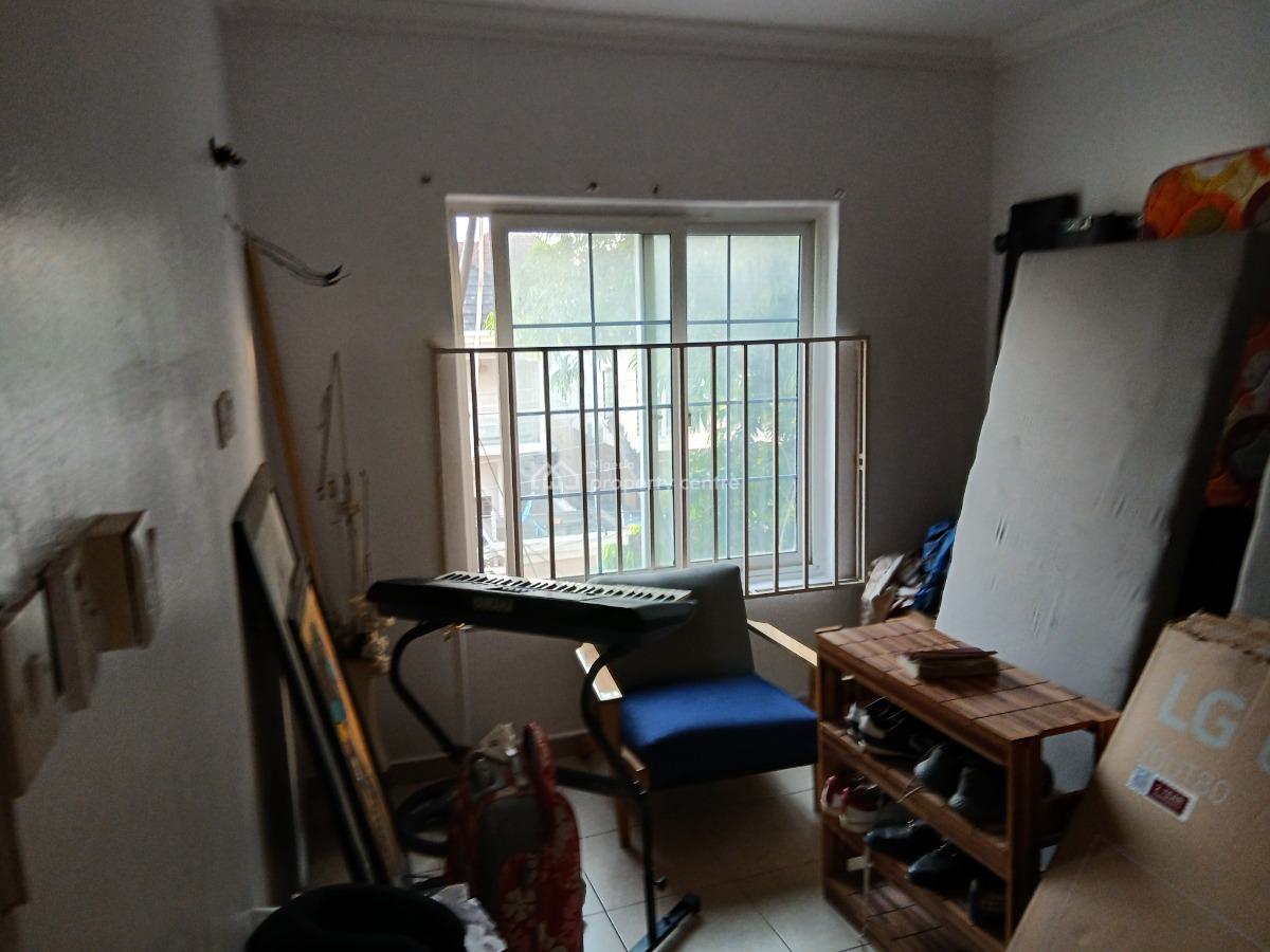 Studio Apartment ( Self Contain) with Corridor, Carlton Gate Estate, Chevron, Lekki, Lagos, Self Contain (single Rooms) for Rent