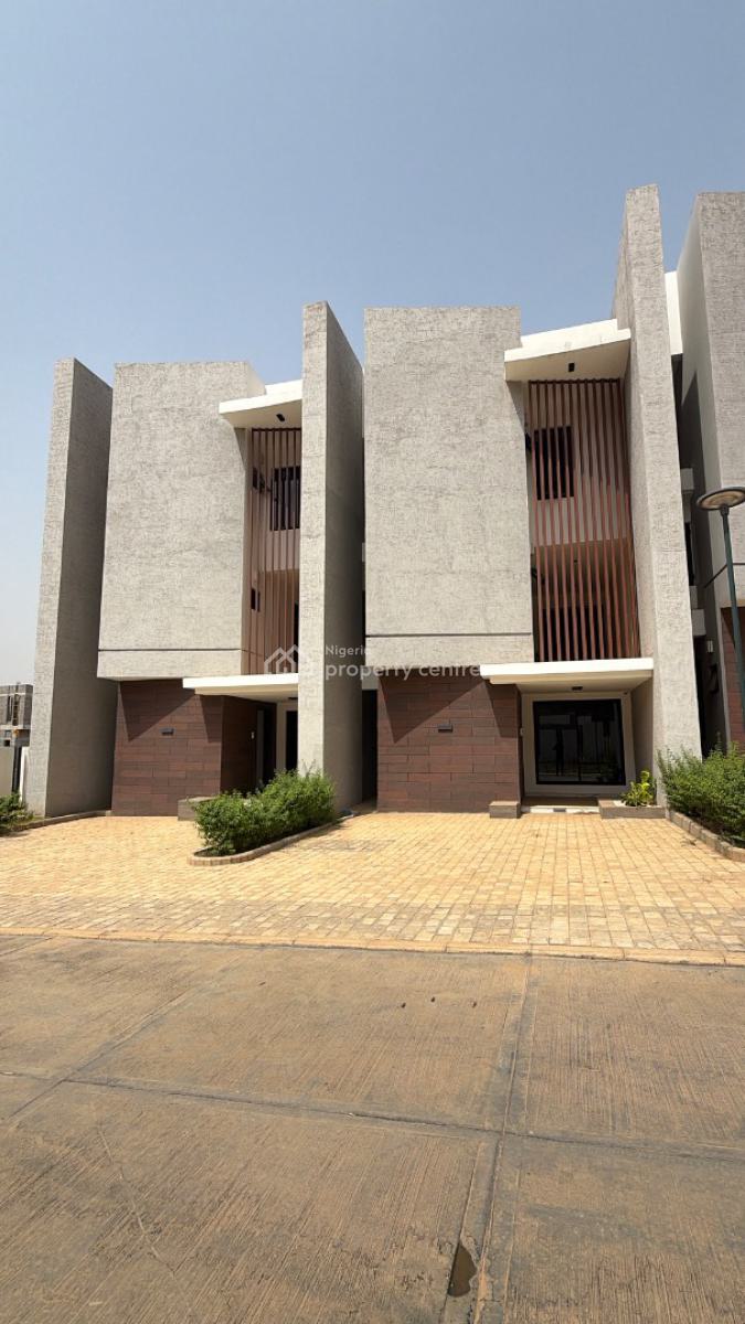 Luxury Smart - 4-bedroom Duplex with Bq in One of The Highly Sought-af, Guzape, Guzape District, Abuja, Terraced Duplex for Rent
