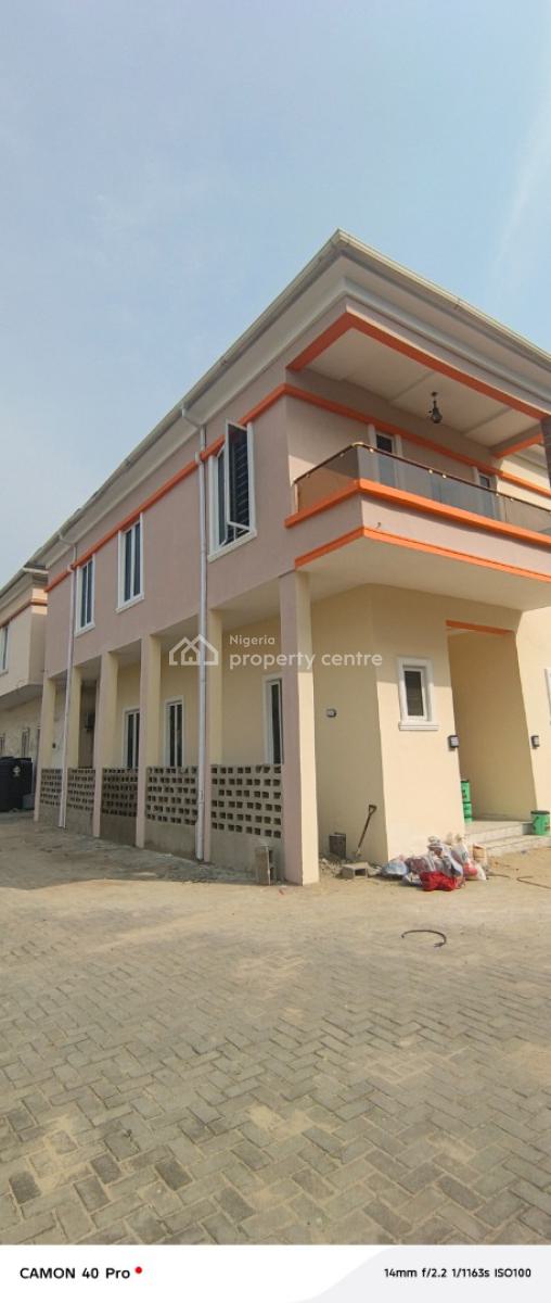 Luxury 4 Bedroom Duplex By Agungi Bus Stop, Close to Agungi Bus Stop, Lekki Phase 1, Lekki, Lagos, Semi-detached Duplex for Rent