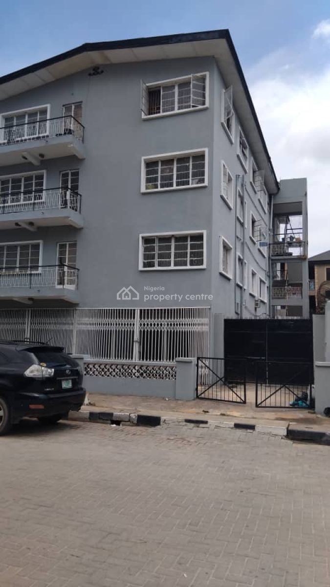 Ebute Metta  Well Maintain 3 Storey Building, Consist of 7 Units, Federal Medical Center, Ebute Metta West, Yaba, Lagos, Block of Flats for Sale