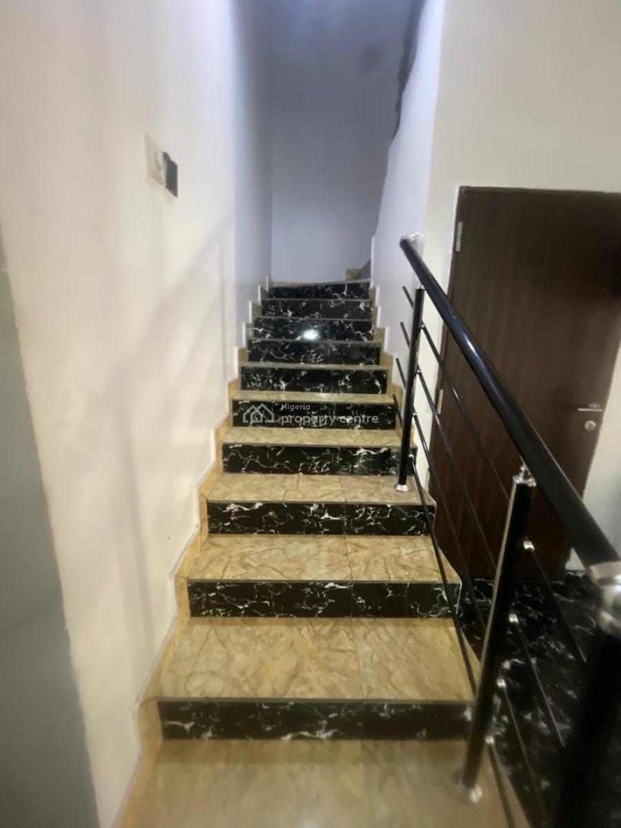 Self Contain Masters, Agungi, Lekki, Lagos, Self Contain (single Rooms) for Rent