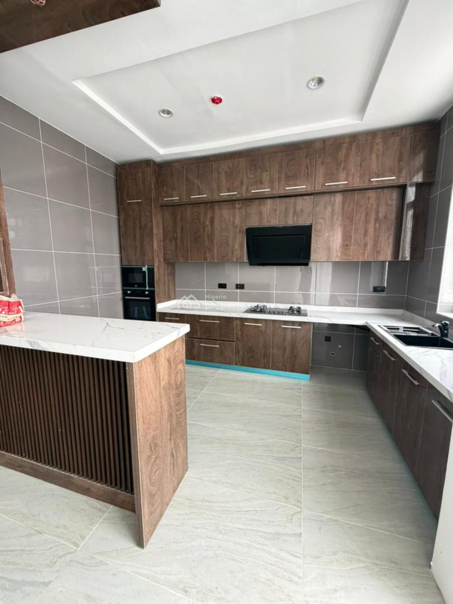 Brand-new 2 Bedrooms Flat, Off Admiralty Road, Lekki Phase 1, Lekki, Lagos, Flat / Apartment for Sale