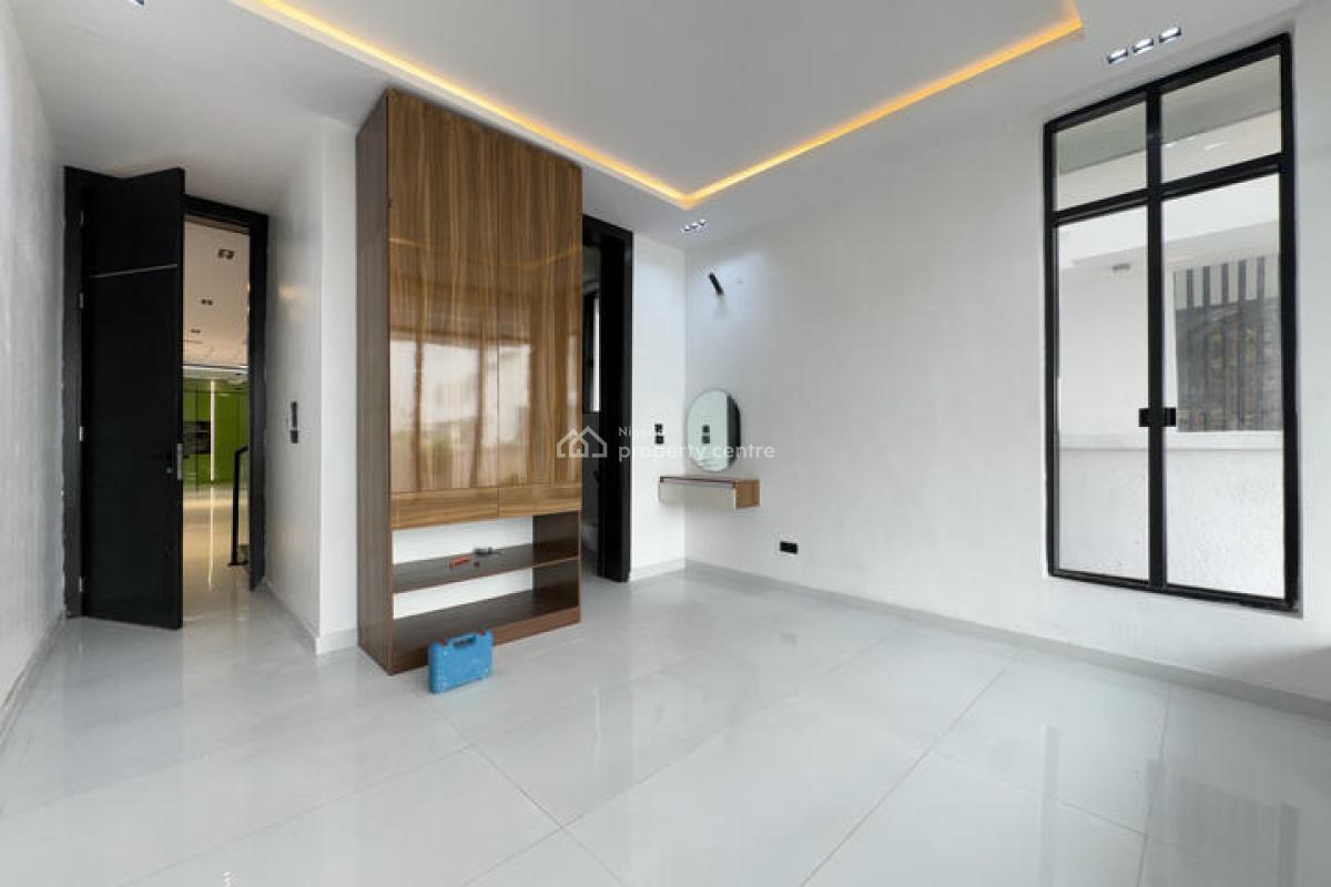 Stunning 5 Bedroom Detached House with Cinema, Swimming Pool and Bq, Chevron, Lekki, Lagos, Detached Duplex for Sale