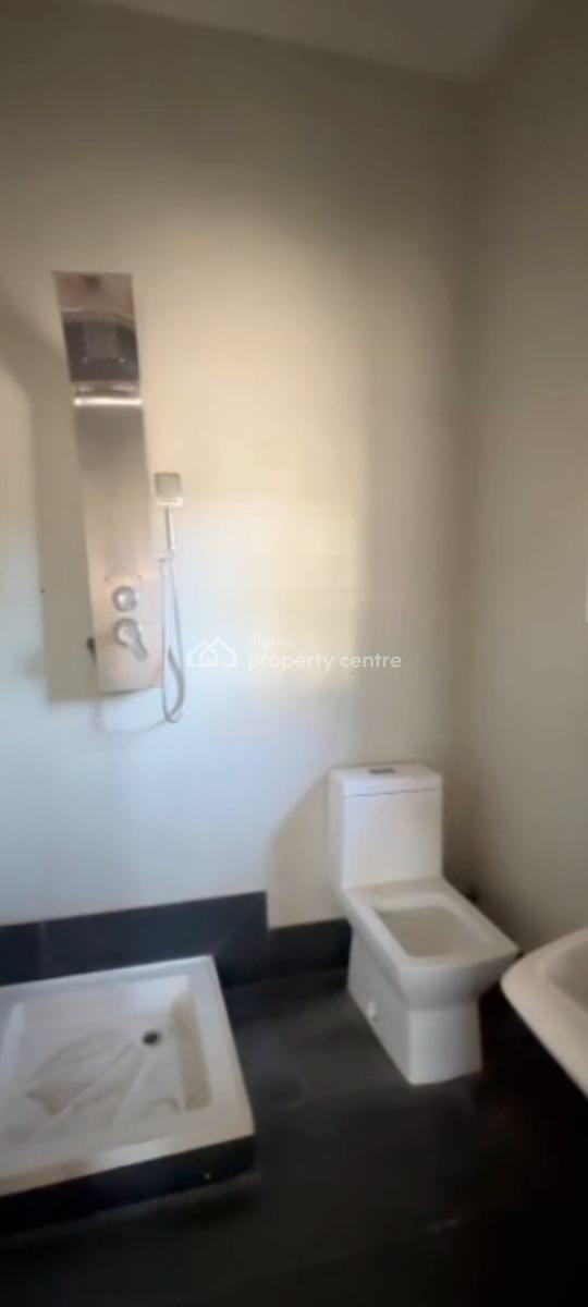 a Very Good Spacious & Serviced 2-bedroom Flat, Jahi District ( Video of The Apartment Is Attached), Jahi, Abuja, Flat / Apartment for Rent