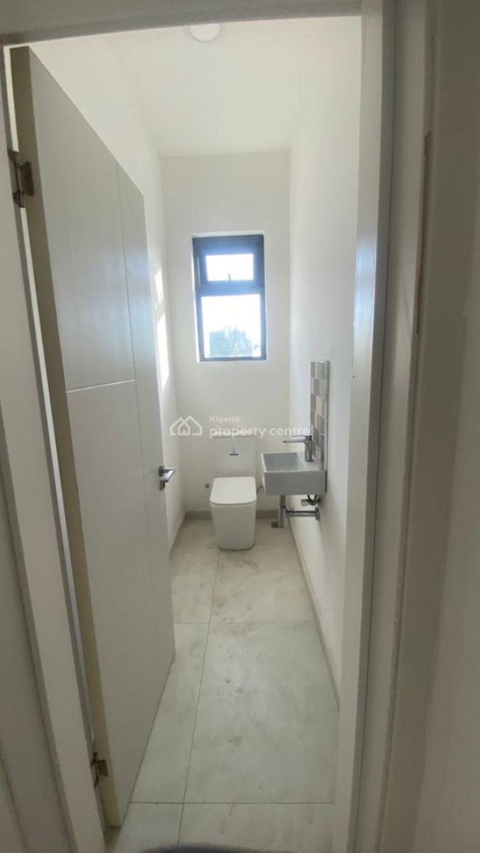 Brand New Spacious 2 Bedroom Apartment, Tiramiyu Savage, Victoria Island (vi), Lagos, Flat / Apartment for Rent