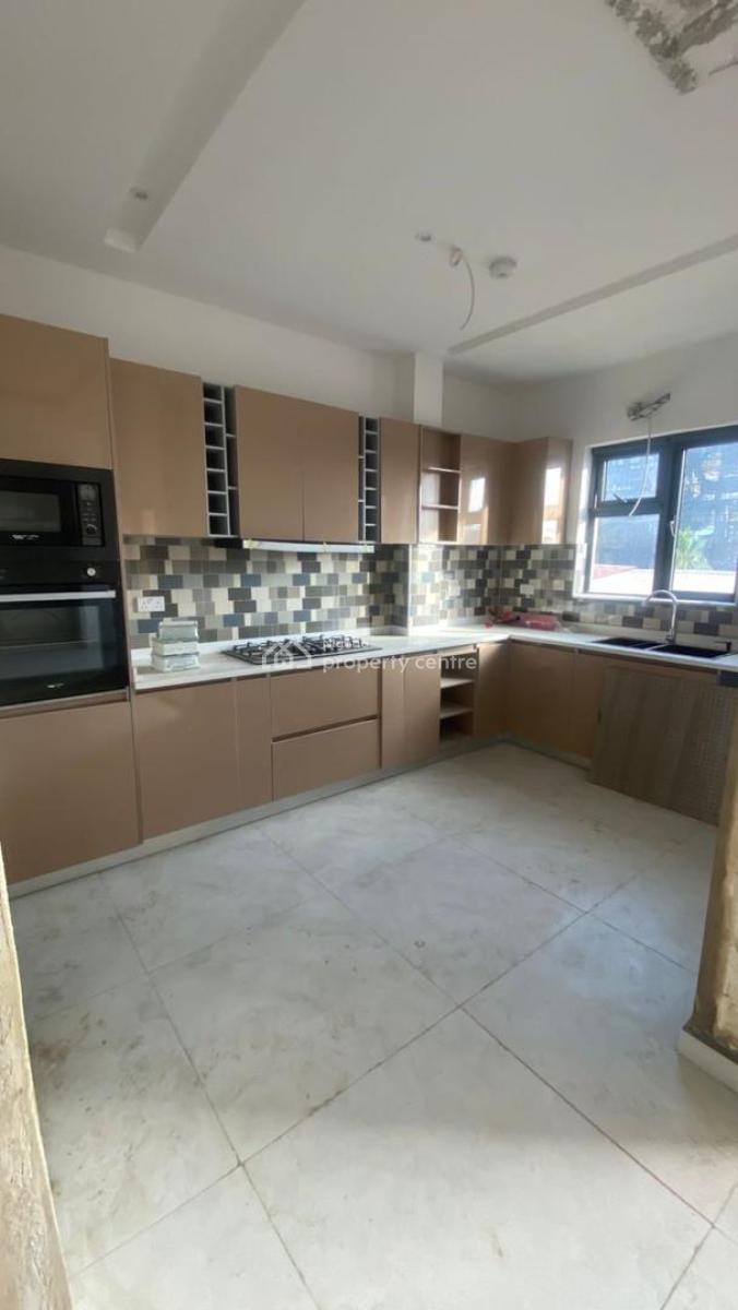 Brand New Spacious 2 Bedroom Apartment, Tiramiyu Savage, Victoria Island (vi), Lagos, Flat / Apartment for Rent