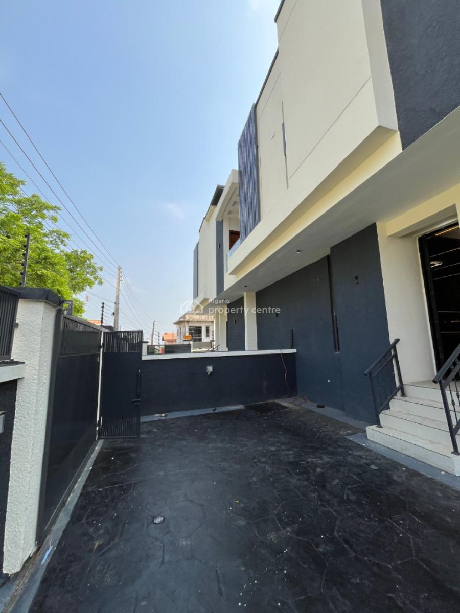 Exquisitely Built 4-bedroom Semi-detached Duplex Plus Bq, Magodo, Lagos, Detached Duplex for Sale