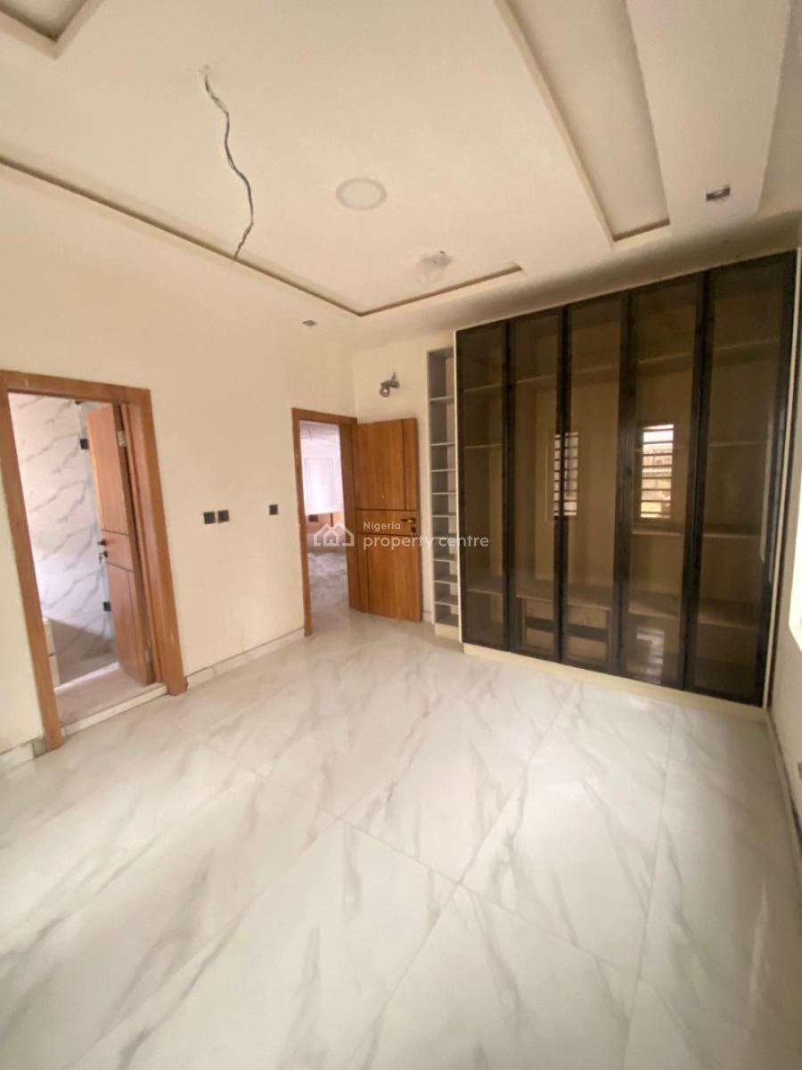 Spacious 3 Bedroom Serviced Apartment with Pool, Elevator, Gym and Bq, Off Admiralty, Lekki Phase 1, Lekki, Lagos, Flat / Apartment for Sale