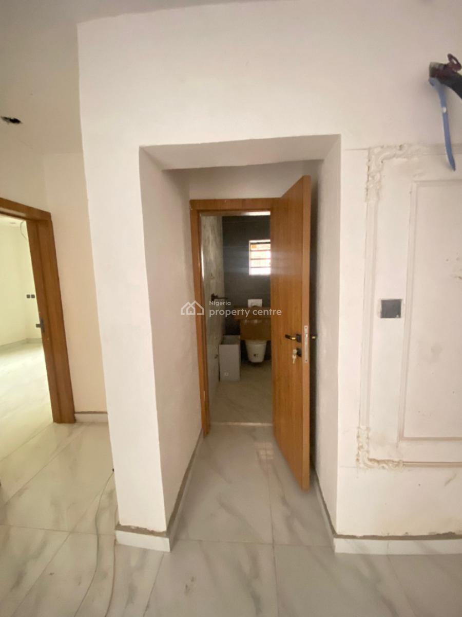 Spacious 3 Bedroom Serviced Apartment with Pool, Elevator, Gym and Bq, Off Admiralty, Lekki Phase 1, Lekki, Lagos, Flat / Apartment for Sale