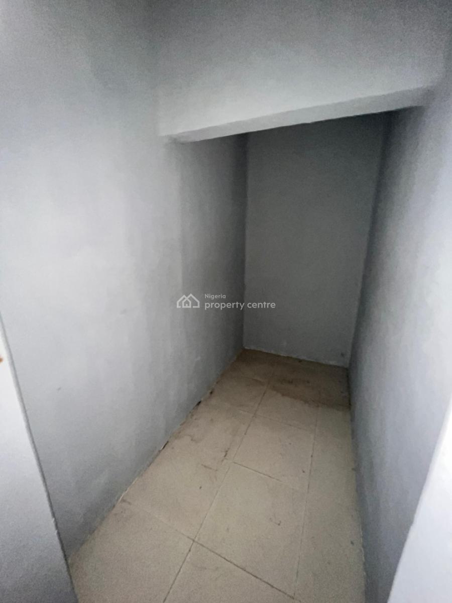 Modern 5 Bedroom Detached House with 2 Room Bq for Commercial Purpose, Lekki Phase 1, Lekki, Lagos, Commercial Property for Rent