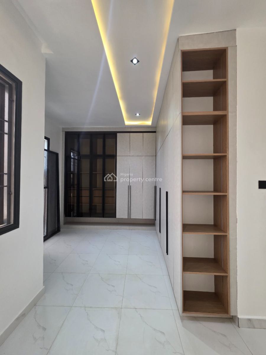 Luxury 5 Bedroom Detached Duplex with Swimming Pool, Guzape District, Abuja, Detached Duplex for Sale