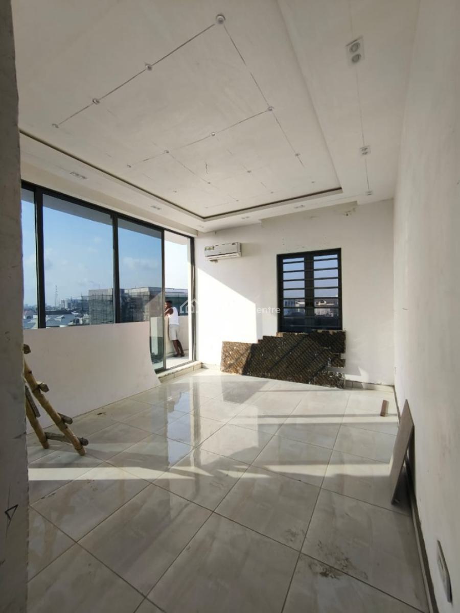 3 Bedroom Apartment with Bq, Lekki Phase 1, Lekki, Lagos, Flat / Apartment for Sale