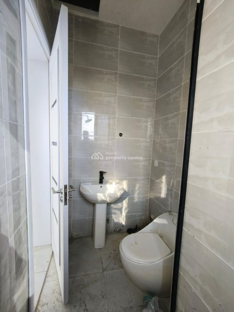 3 Bedroom Apartment with Bq, Lekki Phase 1, Lekki, Lagos, Flat / Apartment for Sale