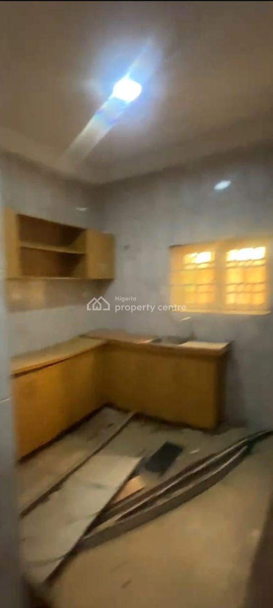 a Very Good Spacious 2-bedroom Flat, Jahi, Abuja, Flat / Apartment for Rent