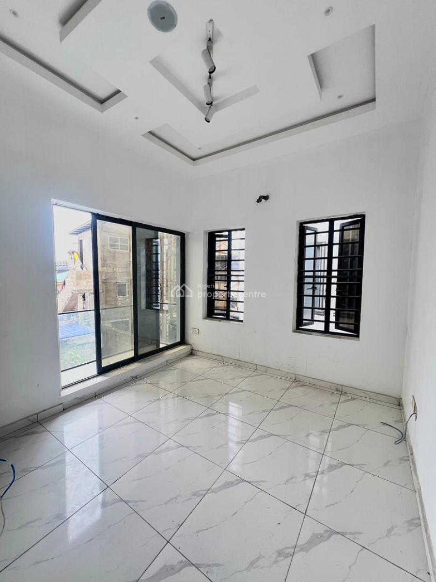 Well-designed 2-bedroom Apartment, Ologolo, Lekki, Lagos, Flat / Apartment for Sale