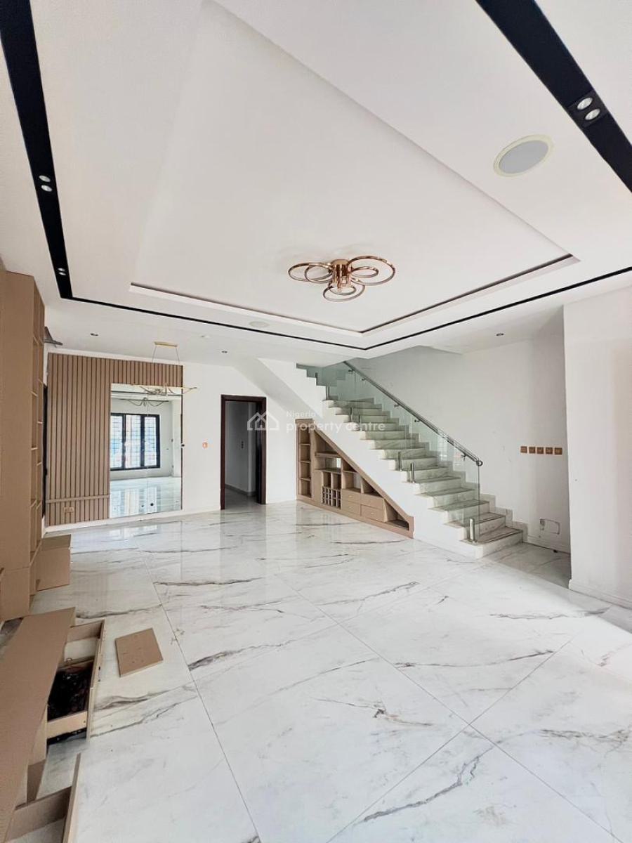 Luxury 4-bedroom Terrace + Bq, Ologolo, Lekki, Lagos, Terraced Duplex for Rent