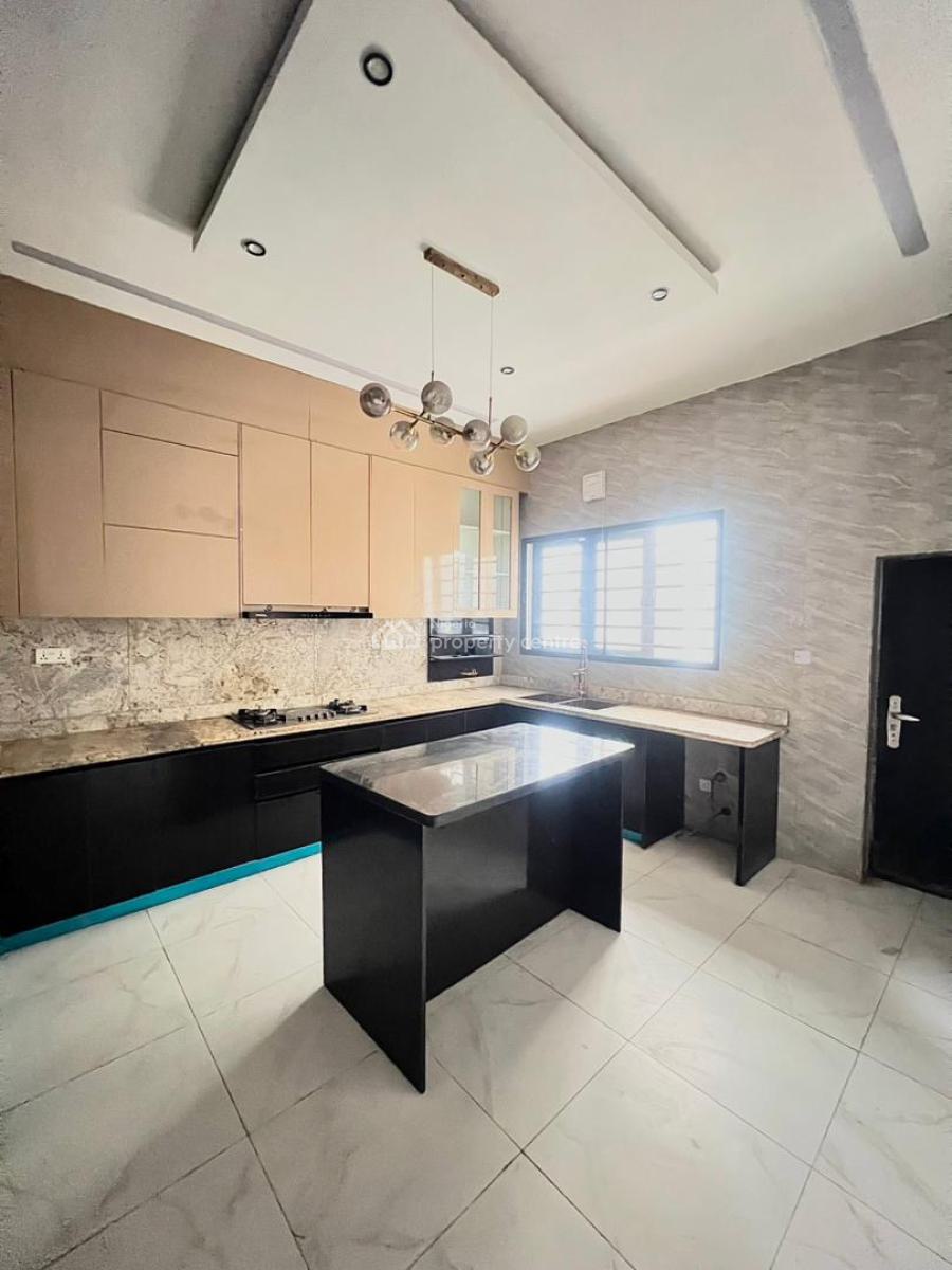 Luxury 4-bedroom Terrace + Bq, Ologolo, Lekki, Lagos, Terraced Duplex for Rent