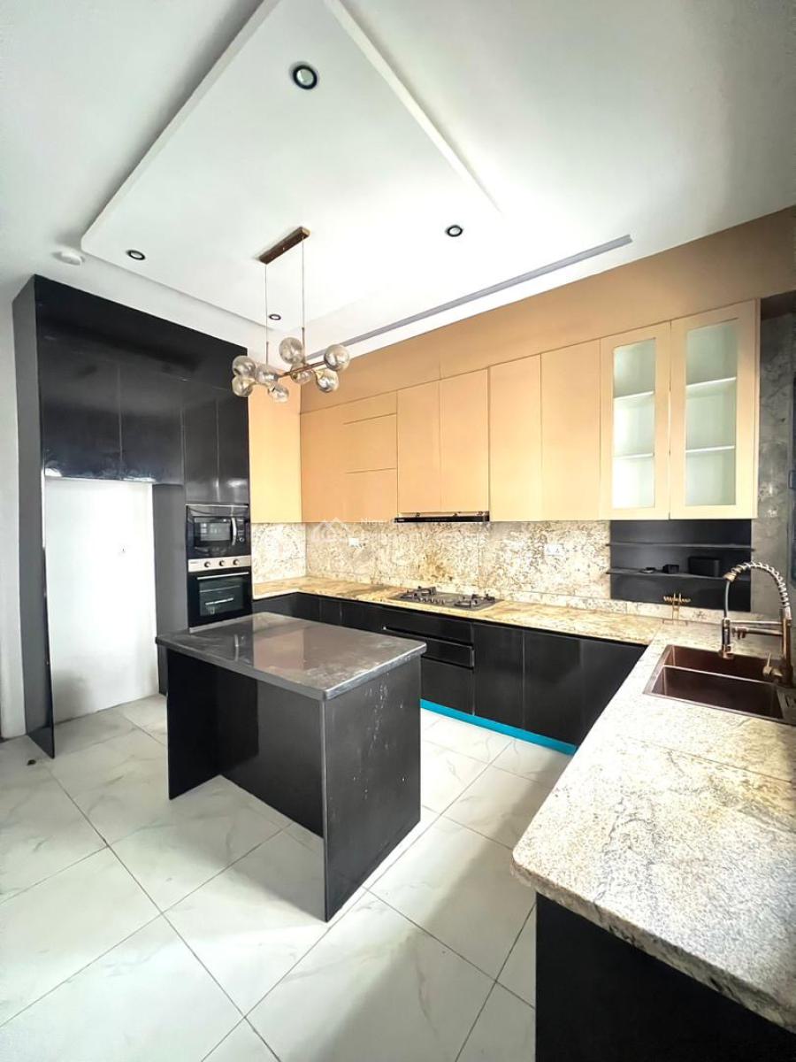 Luxury 4-bedroom Terrace + Bq, Ologolo, Lekki, Lagos, Terraced Duplex for Rent