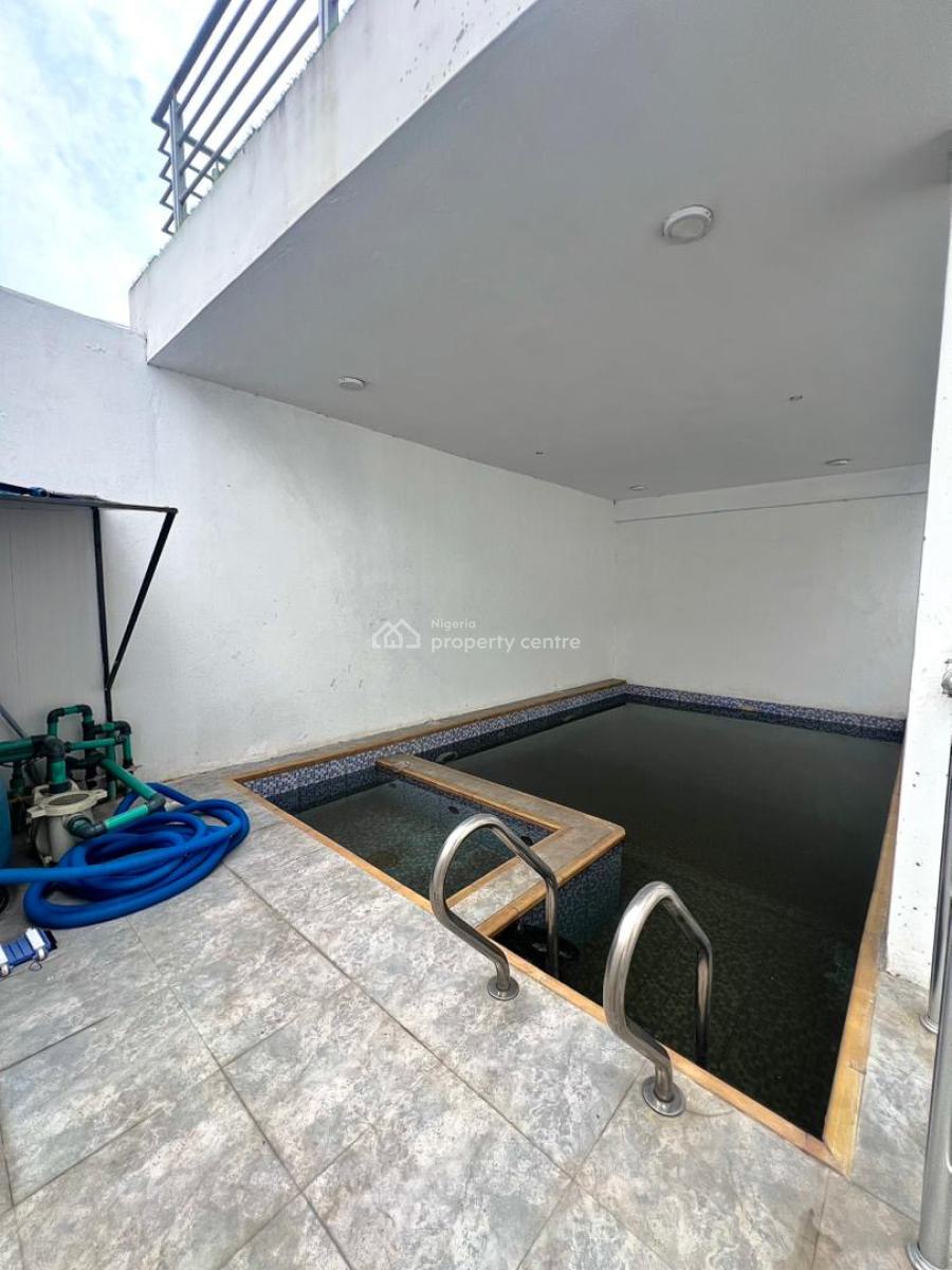 Luxury 4-bedroom Terrace + Bq, Ologolo, Lekki, Lagos, Terraced Duplex for Rent