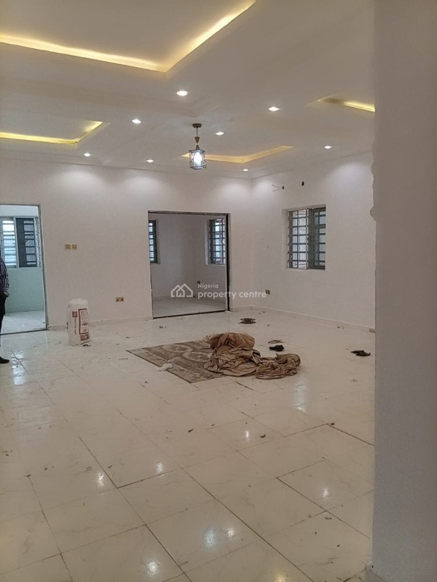 an Executive Spacious 3 Bedroom Flat, Lekki, Lagos, Flat / Apartment for Rent