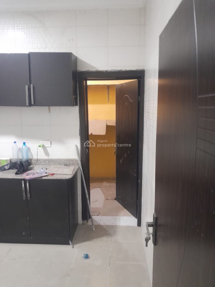 Lovely 3 Bedroom Flat, Osapa, Lekki, Lagos, Flat / Apartment for Rent