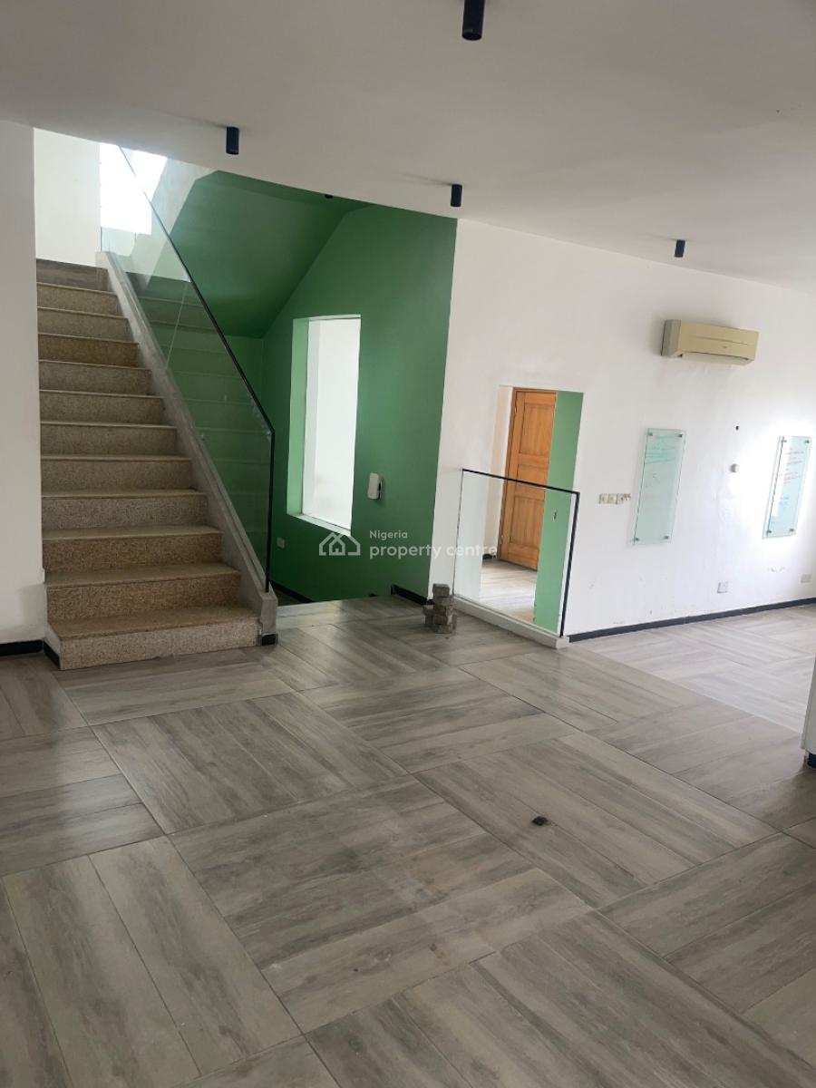 5 Bedroom Semi Detached House, Babatunde Anjous Street, Lekki Phase 1, Lekki, Lagos, Semi-detached Duplex for Rent