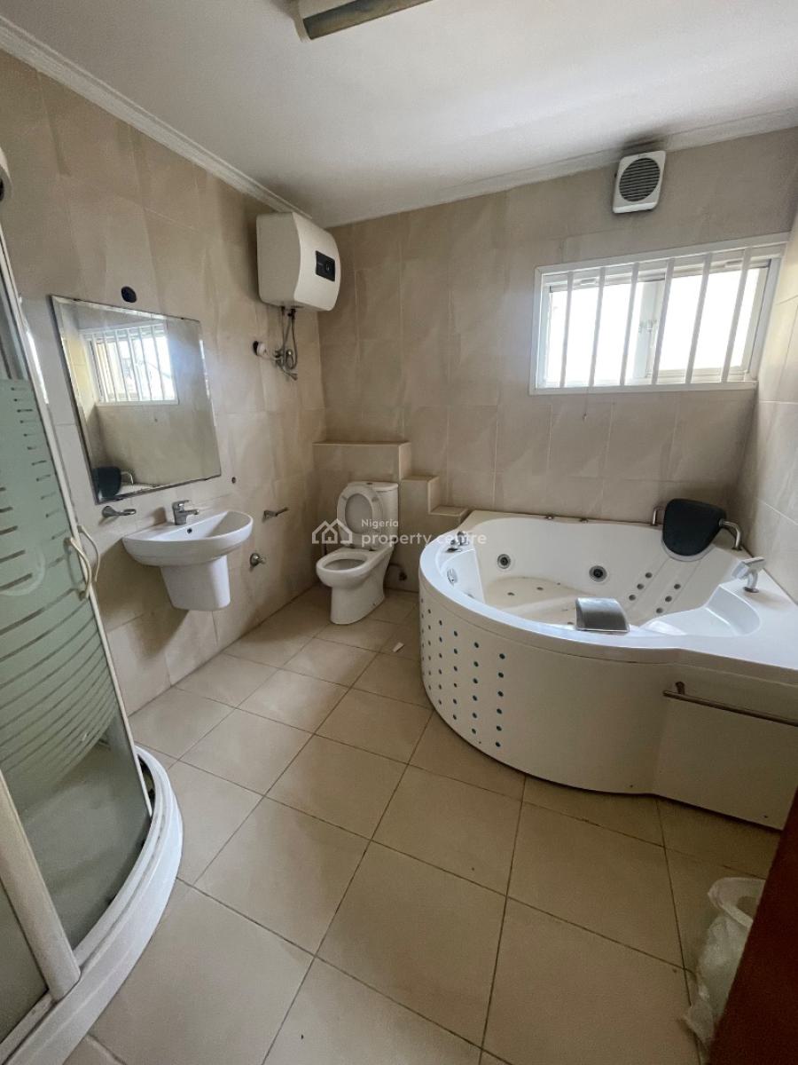 5 Bedroom Semi Detached House, Babatunde Anjous Street, Lekki Phase 1, Lekki, Lagos, Semi-detached Duplex for Rent