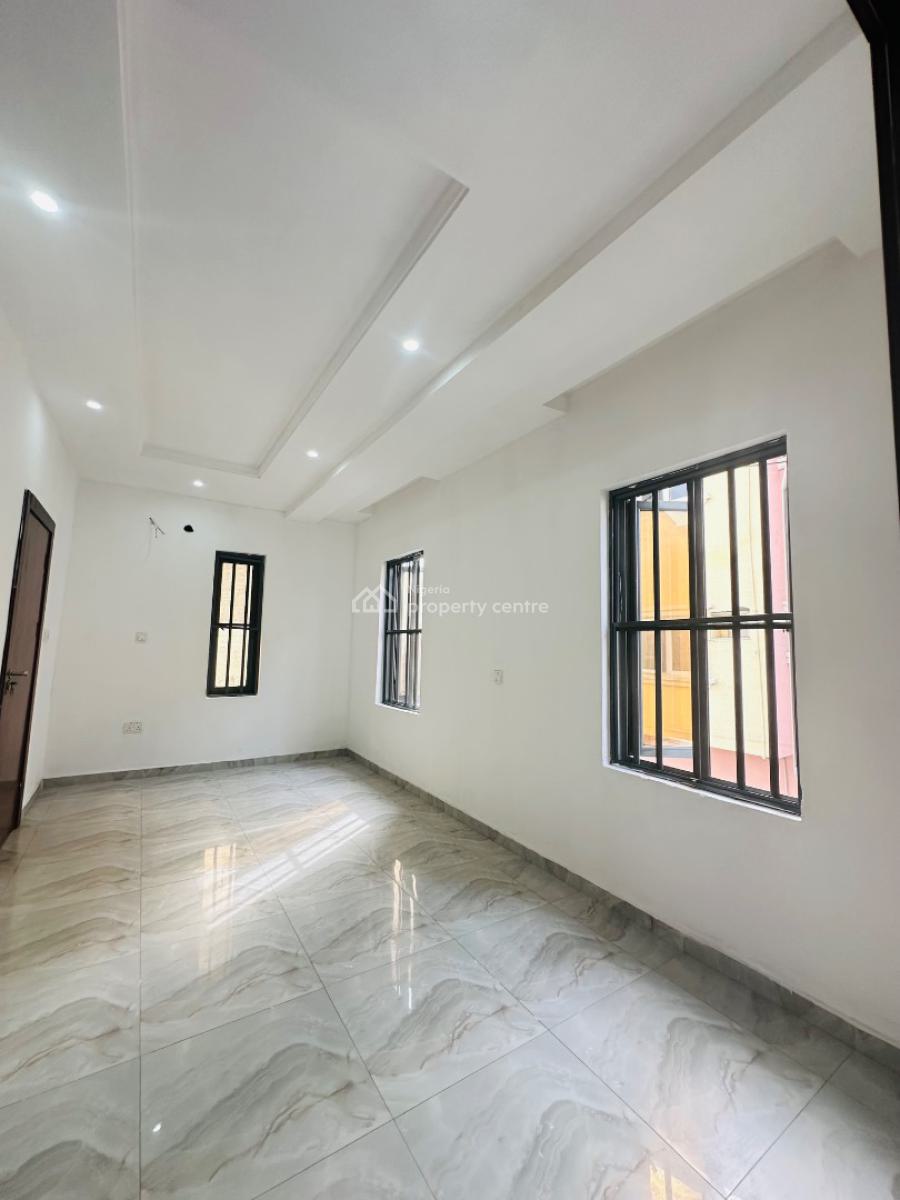 Fully Serviced 3 Bedroom Maisonette with Bq, Off Oladimeji Alo, Lekki Phase 1, Lekki, Lagos, House for Rent