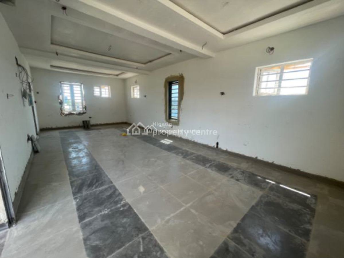 65sqm Open Floor Office Space, Ogunlana Drive, Ogunlana, Surulere, Lagos, Office Space for Rent