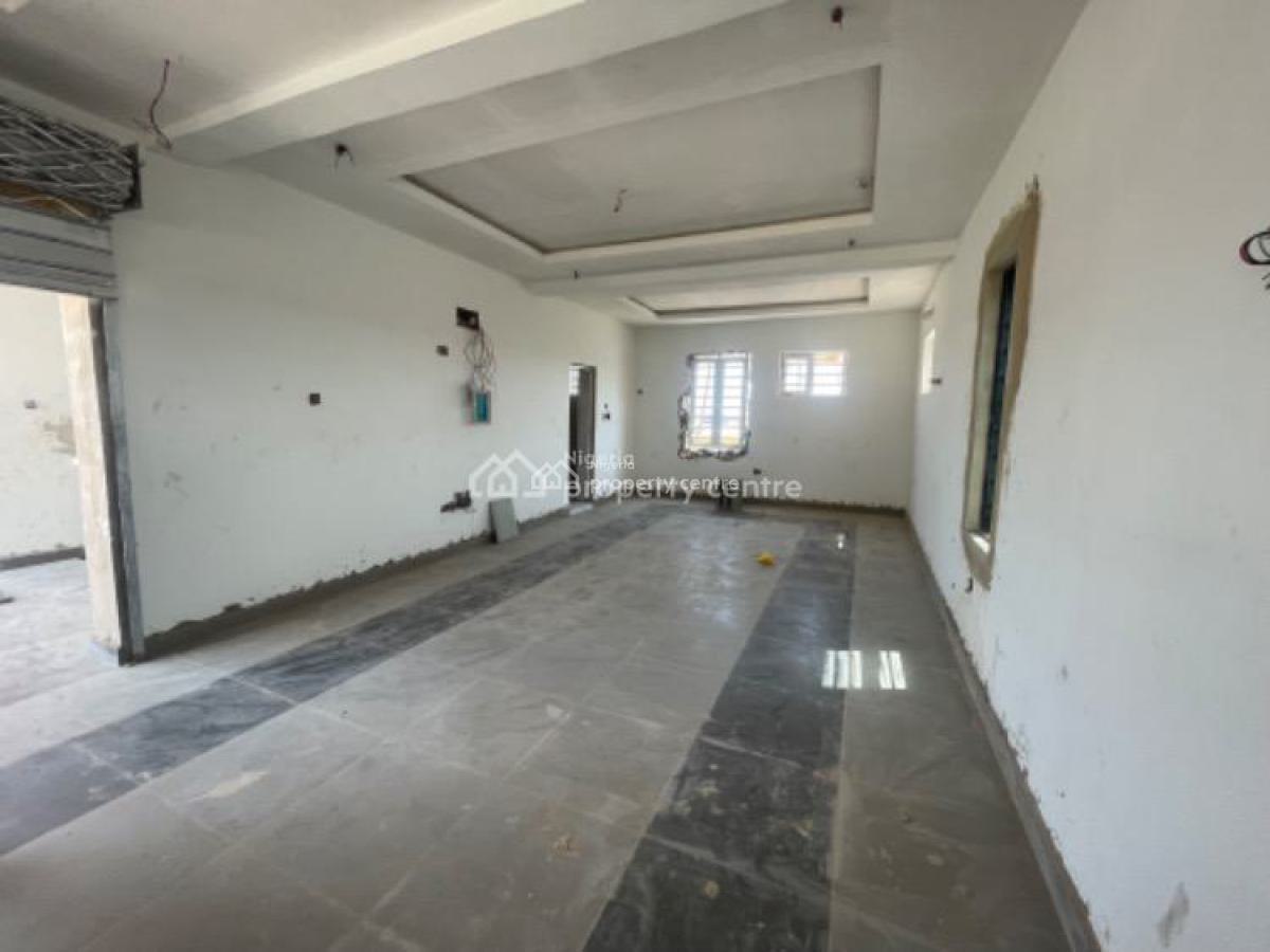 65sqm Open Floor Office Space, Ogunlana Drive, Ogunlana, Surulere, Lagos, Office Space for Rent